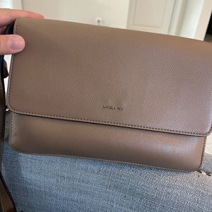 Angela Roi Hamilton Crossbody bag